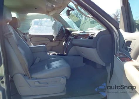 2013 Chevrolet Tahoe Lt z USA, uszkodzony, nr VIN 1GNSCBE09DR179832